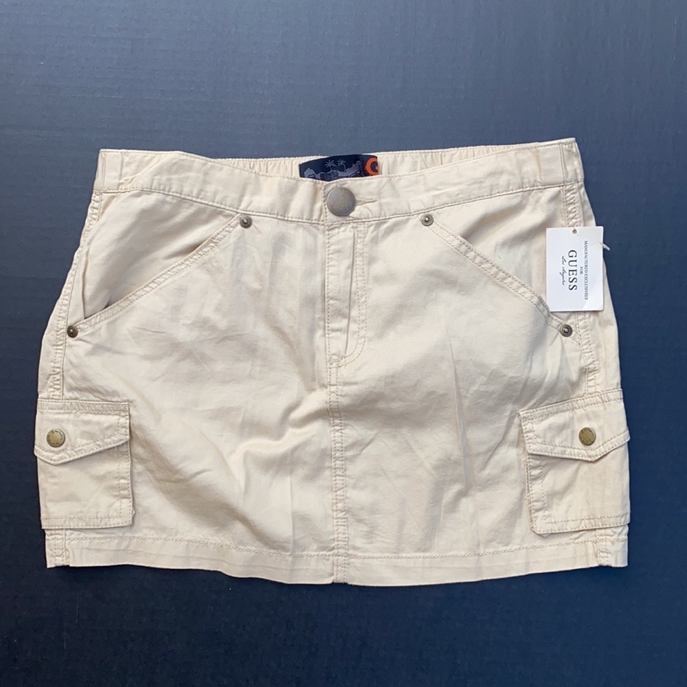 NEW GBYGUESS YC AUGUST SKIRT